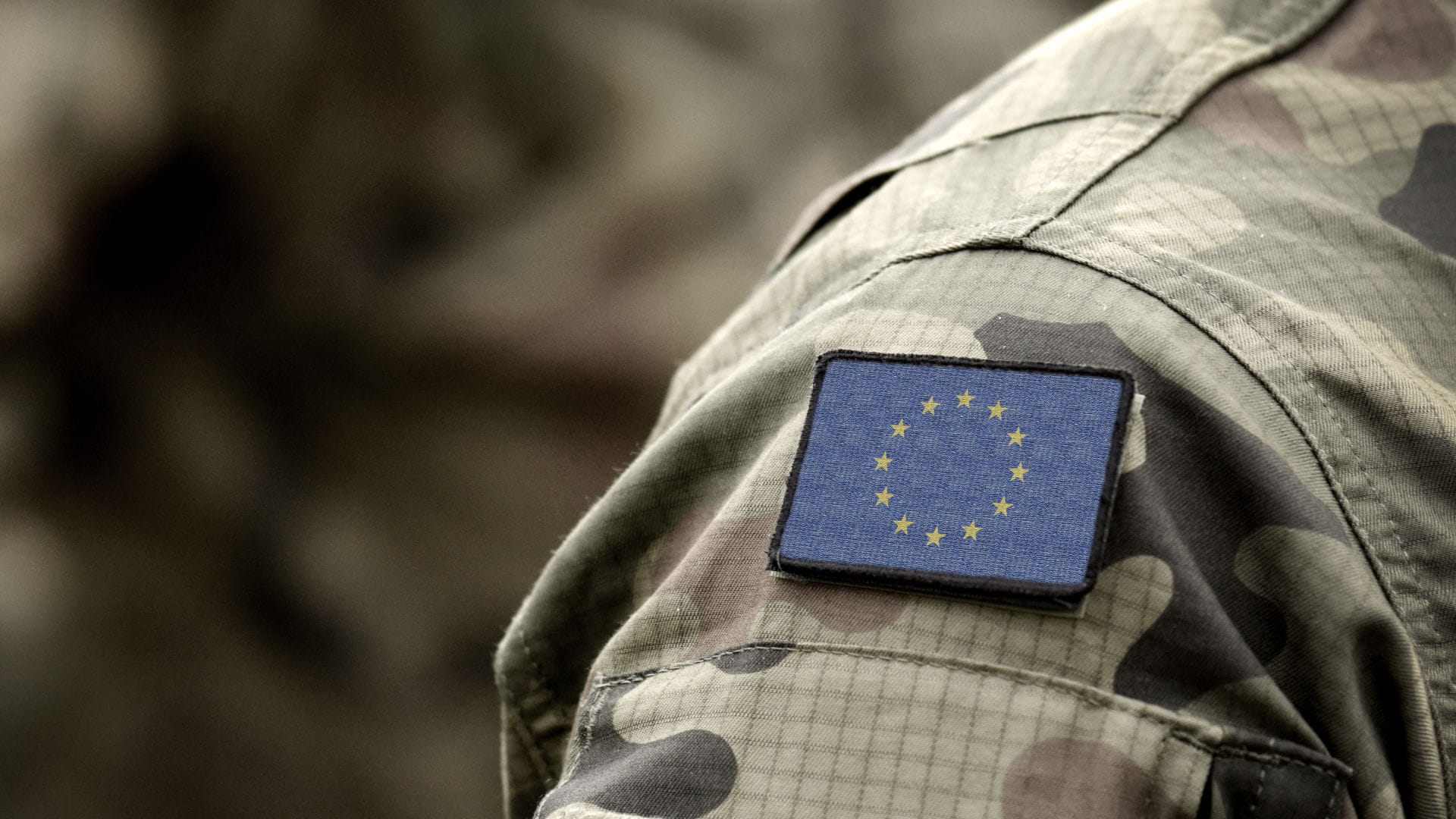 „Brief aus Budapest #5“: Was steckt hinter der militanten europäischen Rhetorik? | Von Gábor Stier