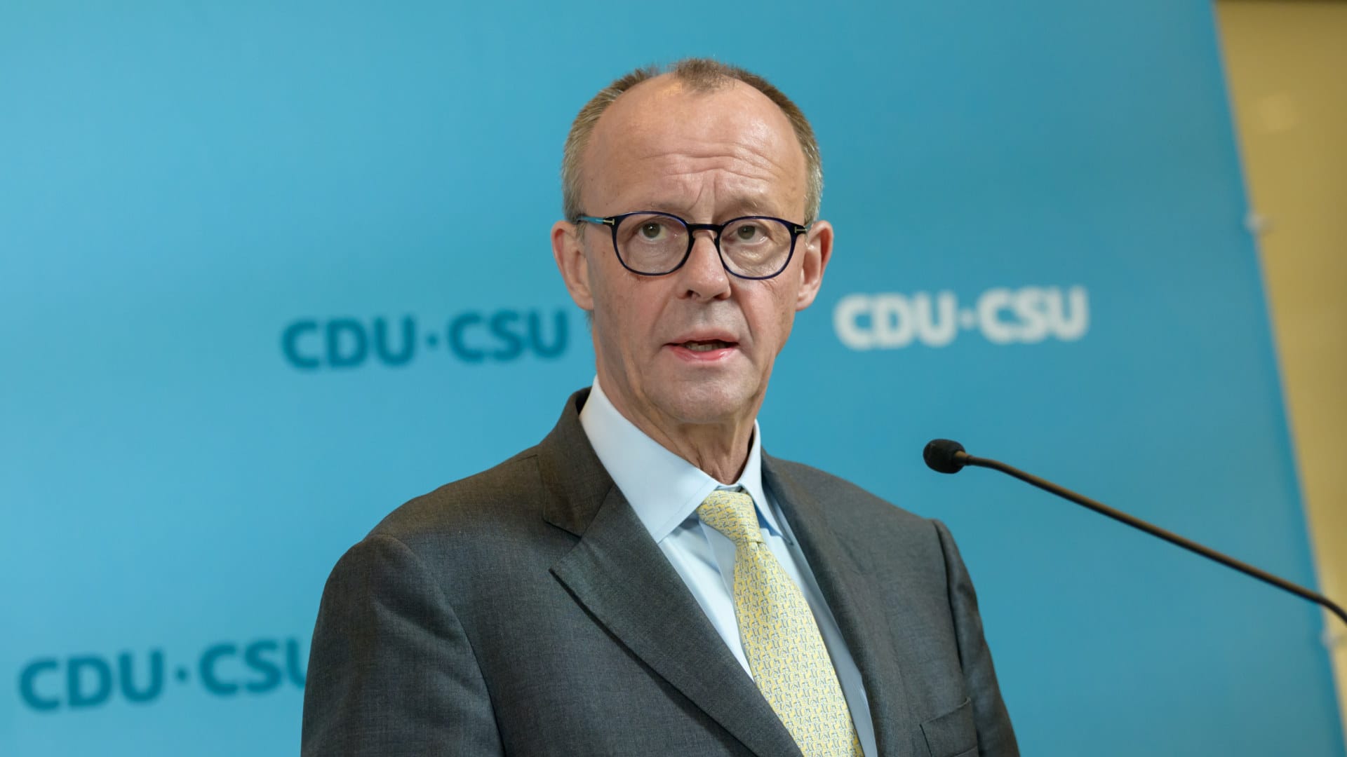 Zwischenbilanz Merz – Volksnähe ist etwas anderes | Von Uwe Froschauer