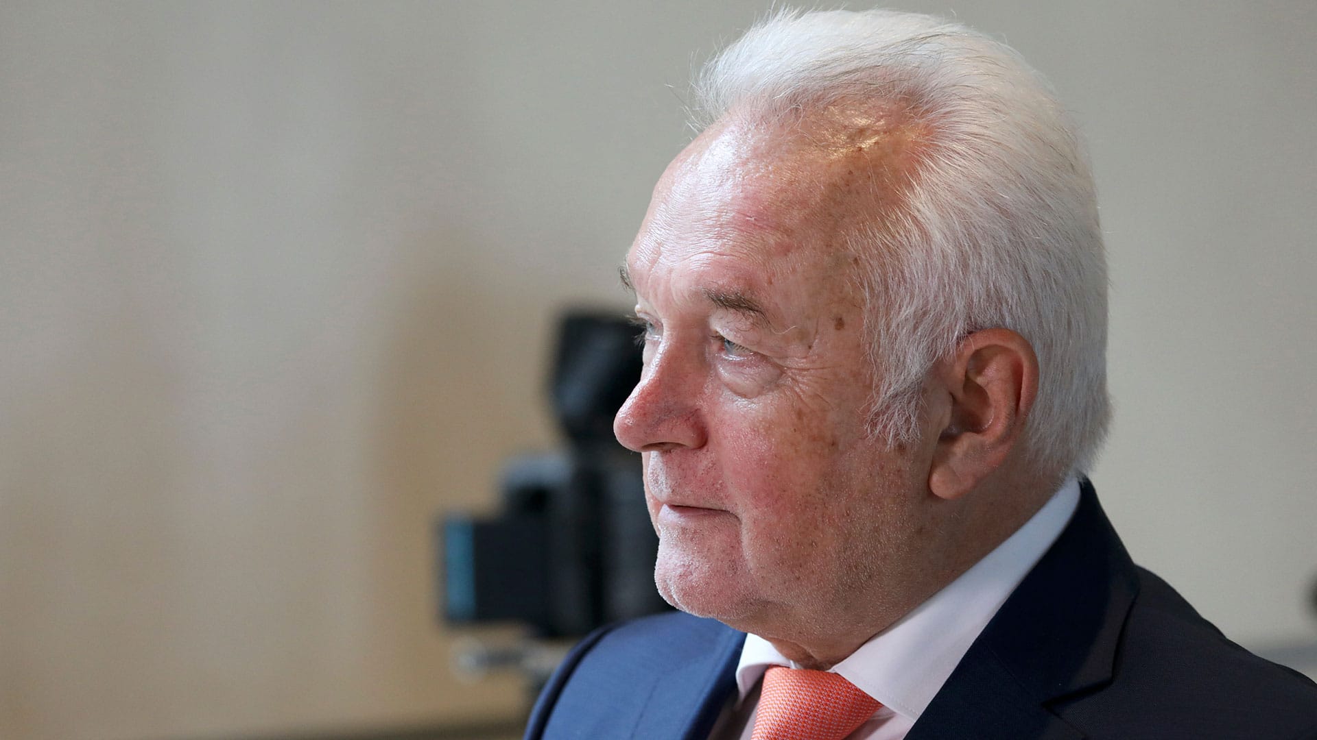 Kubicki übernimmt das sinkende Schiff | Von Paul Clemente