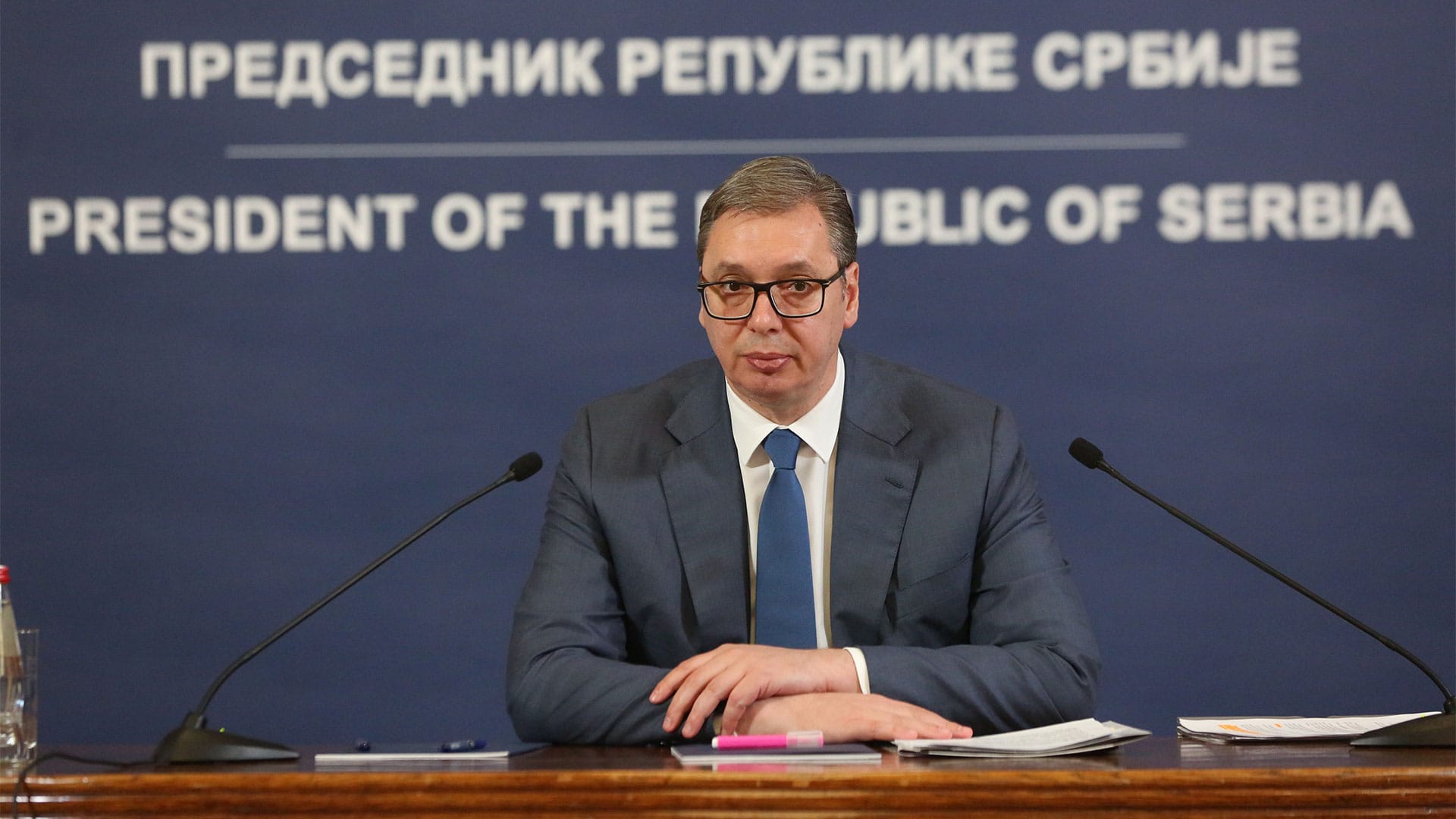 Vučić kündigt Rücktritt und Neuwahlen an