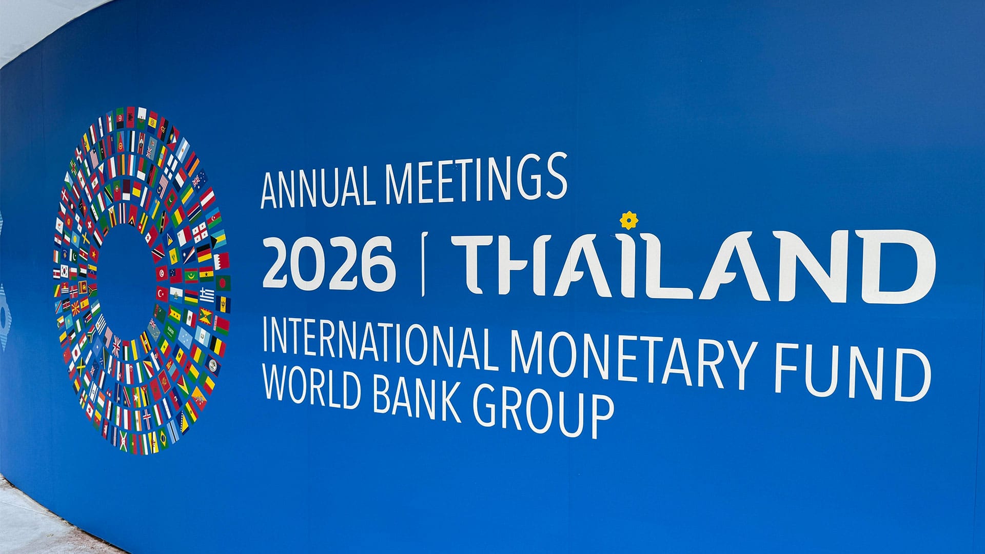 Bangkok 1997 - Bangkok 2026: Die Bilanz des Kredits als Zwangsmittel | Von Dirk Ellerbrock