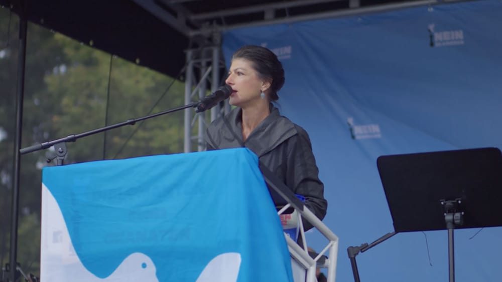 Am Set: Friedensdemonstration in Berlin – Eindrücke, Gespräche & Wagenknecht-Rede post image