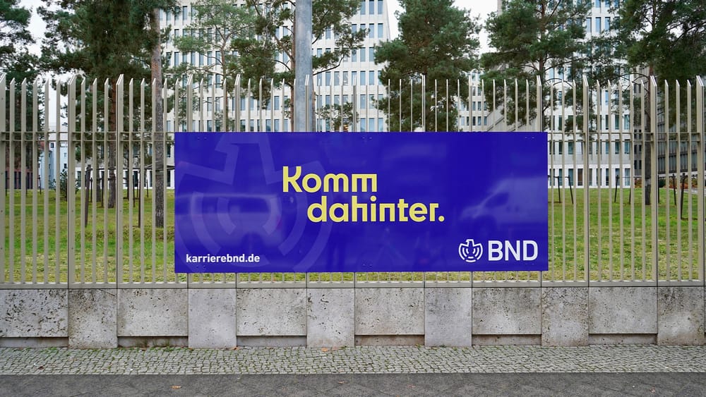 Der BND, die „Labortheorie“ und die Fallen des Informationsraumes | Von Peter Frey Beitragsbild