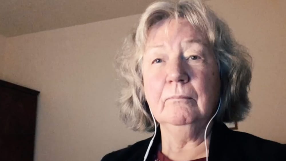 Im Gespräch: Karin Leukefeld (Gräueltaten der Gruppe HTS in Syrien) Beitragsbild
