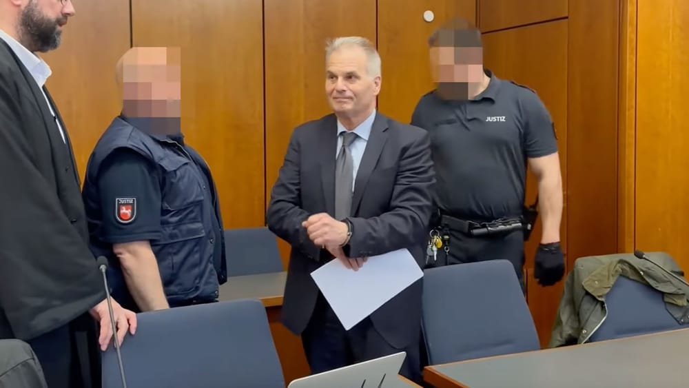 Reiner Fuellmich erhält Haftstrafe von drei Jahren und neun Monaten Beitragsbild