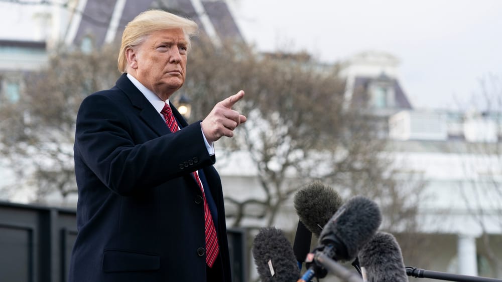 Der gefährliche Kampf von Donald Trump an allen Fronten | Von Thomas Röper Beitragsbild
