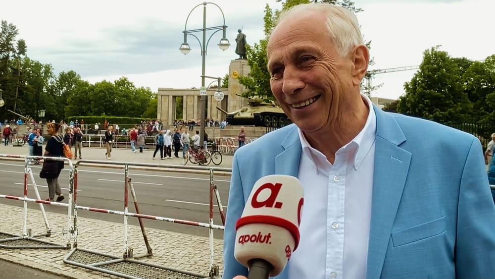 Am Set: Kundgebung in Berlin zum 80. Jahrestag der Befreiung vom Faschismus Beitragsbild