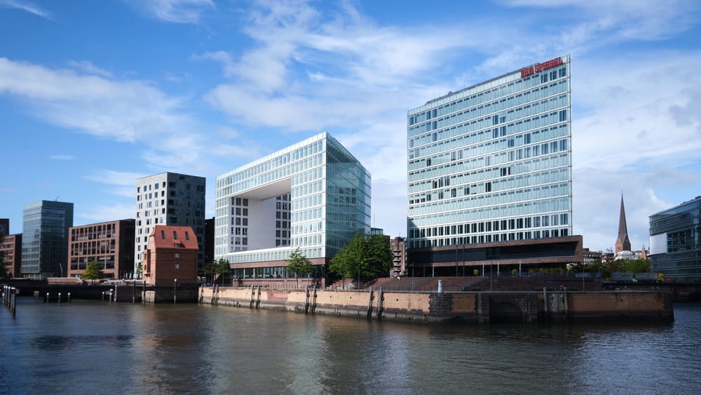 Wie der Spiegel Spahns Milliardenverschwendung bei Maskenbestellungen versteckt | Von Thomas Röper Beitragsbild