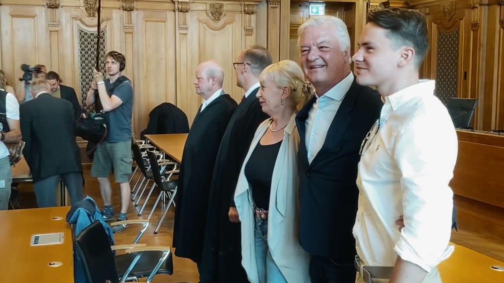 Am Set: Compact-Verbot gekippt! Beitragsbild