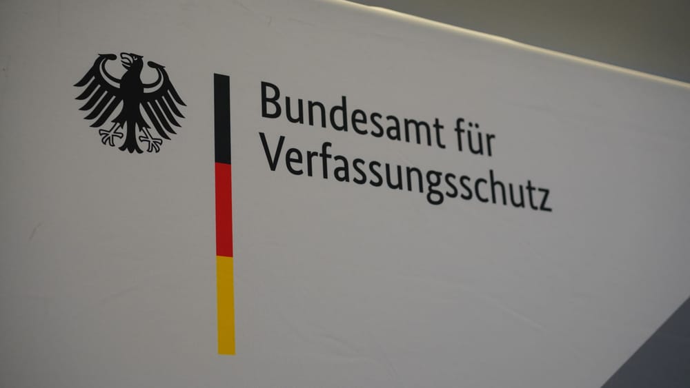 Größenwahn im Amt Beitragsbild