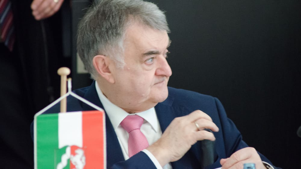 Offener Brief an den Innenminister Nordrhein-Westfalens Herbert Reul Beitragsbild