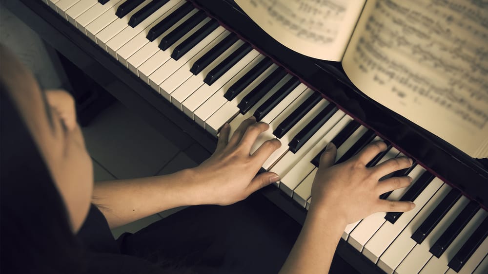 Dialog Deutschland-China: Heute mit Du Yongfei | Musikalische Botschafterin aus China Beitragsbild