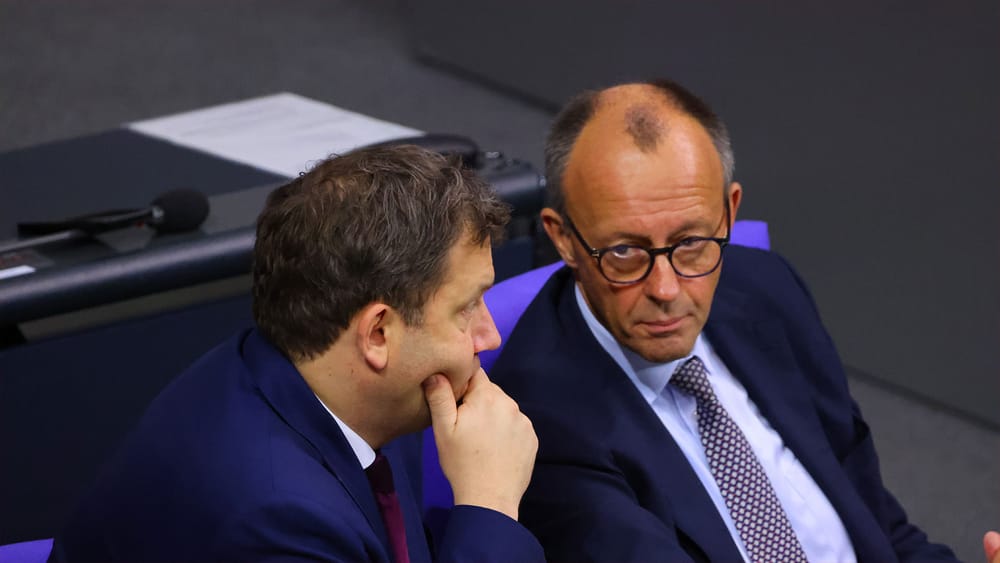 „Unsere Demokratie“ wird zur autoritären Waffe Beitragsbild