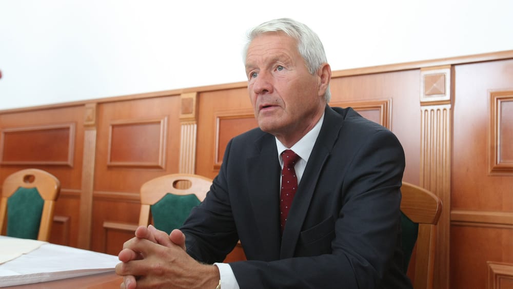 Epstein-Skandal: Norwegens Ex-Regierungschef Jagland nach Suizidversuch im Krankenhaus Beitragsbild