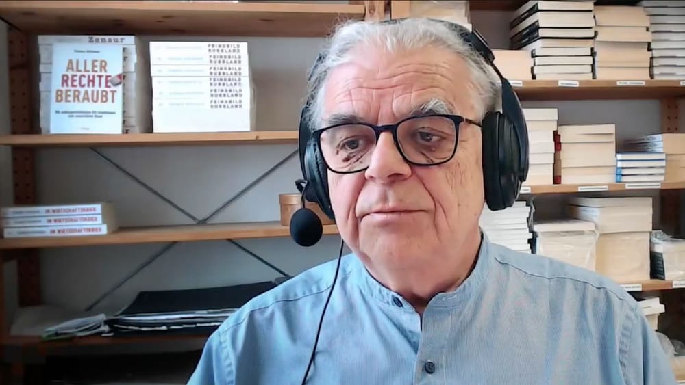 Im Gespräch: Hannes Hofbauer | "Aller Rechte beraubt" Beitragsbild