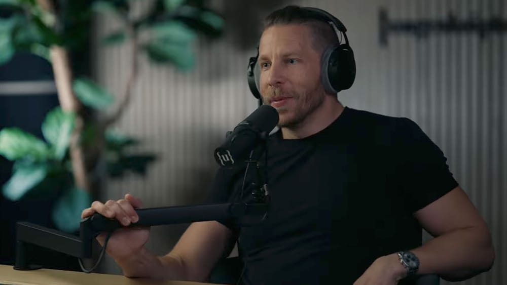 Landesmedienanstalt geht gegen Höcke-Podcast von „Ben ungeskriptet“ vor Beitragsbild