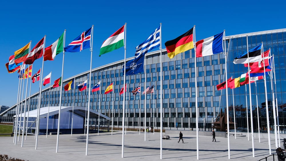 NATO plant neues Milliardenpaket für Ukraine – Deutschland treibt 70-Milliarden-Initiative voran Beitragsbild