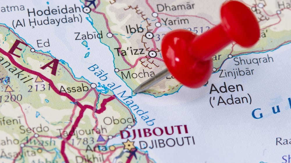 Die Meerengen-Trias: Wie sich Hormus, Bab al-Mandab und die saudische Ölinfrastruktur zu einem einzigen Druckmittel verbinden | Von Dirk Ellerbrock Beitragsbild