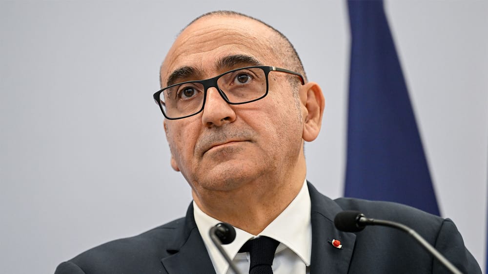 Ausschreitungen in Frankreich: Macron lehnt Rücktritt von Innenminister Nuñez ab Beitragsbild