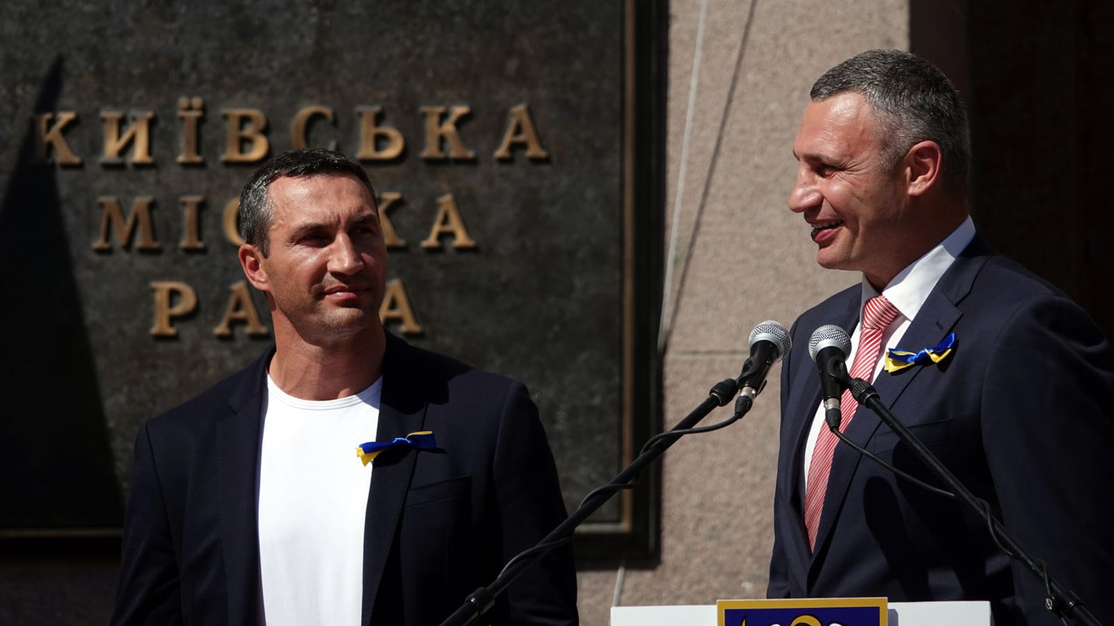 „Nie wieder“ gilt immer und überall – nur nicht in der Ukraine | Von Andrea Drescher