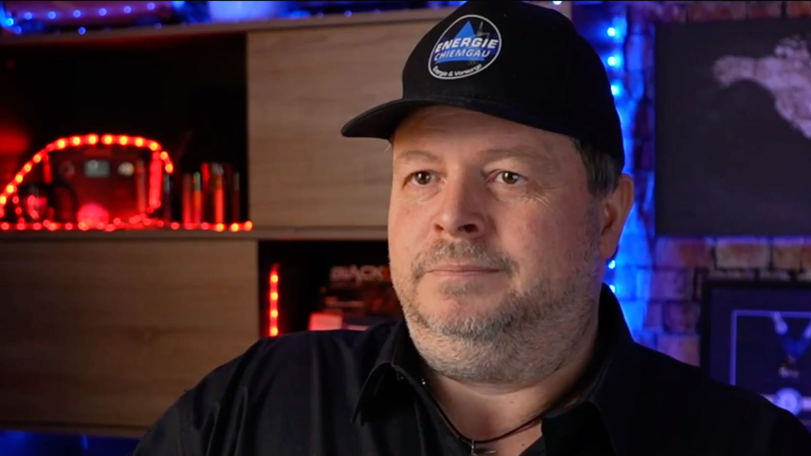 Im Gespräch: Stefan Spiegelsperger | Land ohne Strom und Gas Beitragsbild