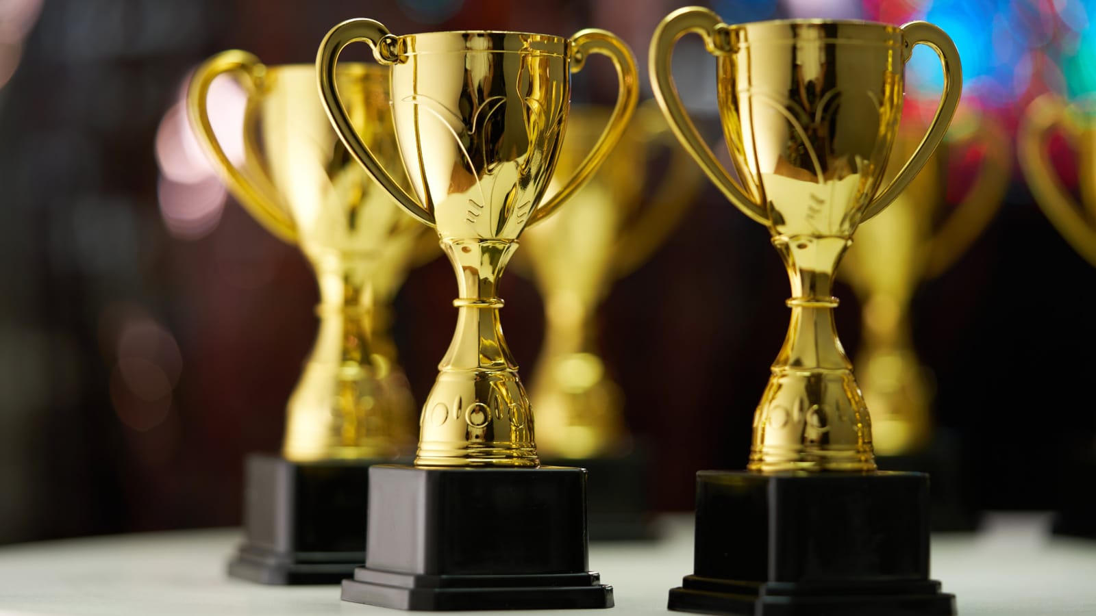 Die großen Lügen (Teil 9) – Corona VIII: Preisverleihungen | Von Uwe Froschauer