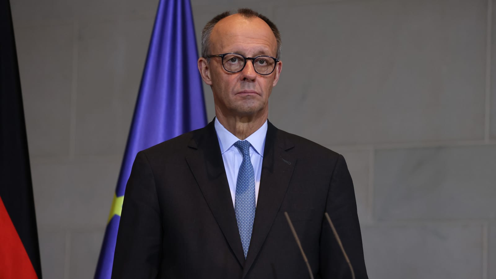 Merz muss weg! | Von Uwe Froschauer