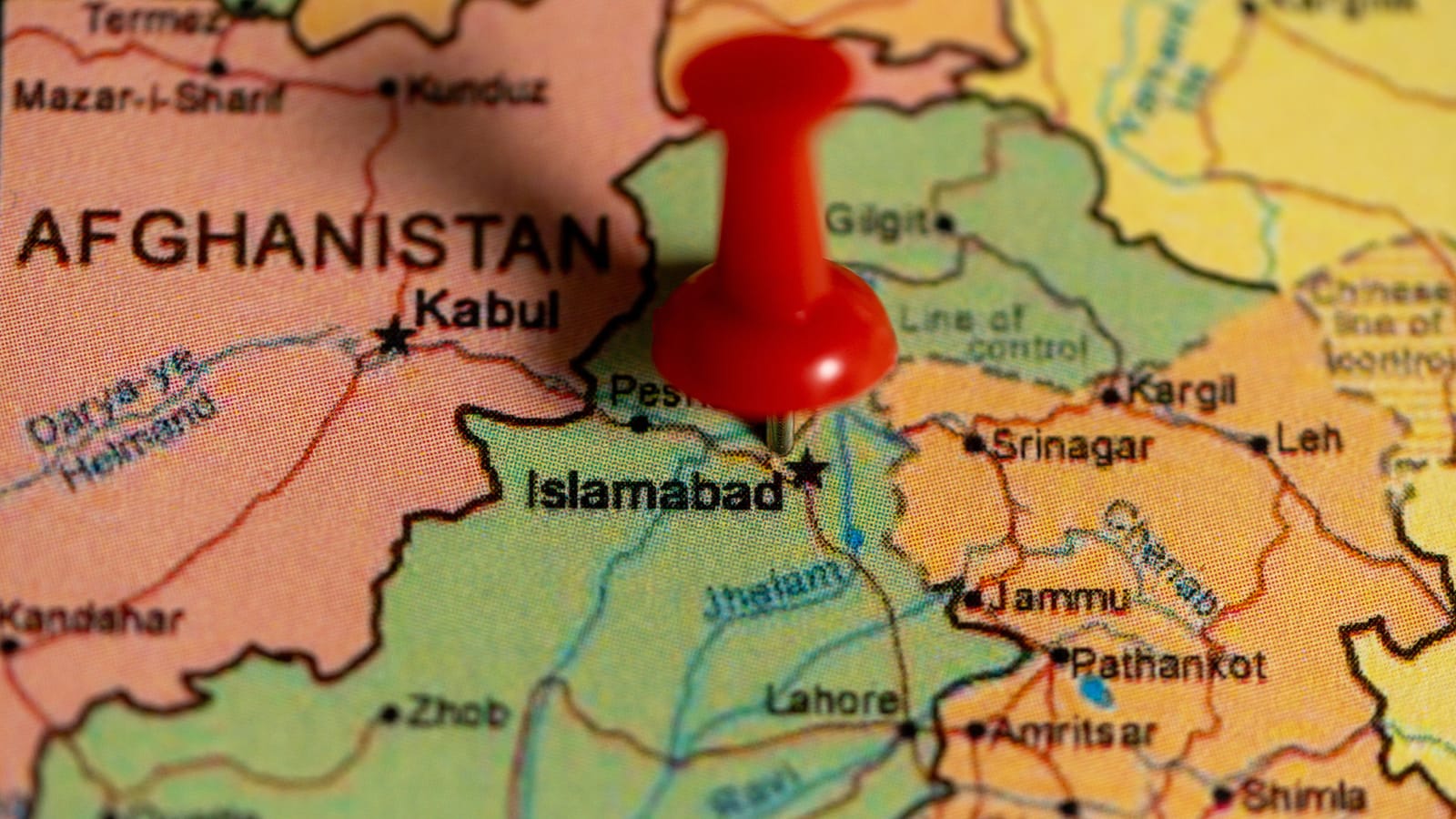 Islamabad als Drehkreuz – Warum die neue Nahost-Ordnung keine Fußnote mehr ist | Von Dirk Ellerbrock