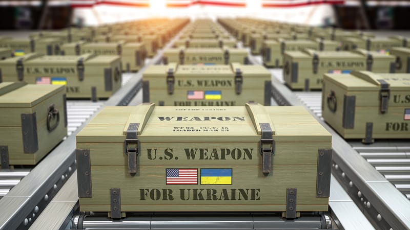 Bis tief nach Russland schießen | Von Paul Clemente Beitragsbild
