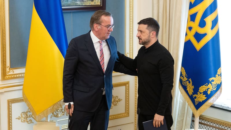 Wie die Bundesregierung Ziele in Russland angreifen und das verschleiern will | Von Thomas Röper Beitragsbild