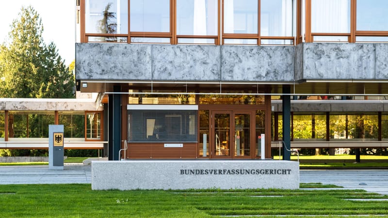 Die Richterwahl als Symptom einer entkernten Demokratie | Von Janine Beicht Beitragsbild