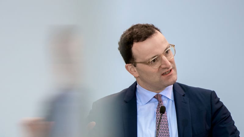 Spahns Kehrtwende | Von Janine Beicht Beitragsbild