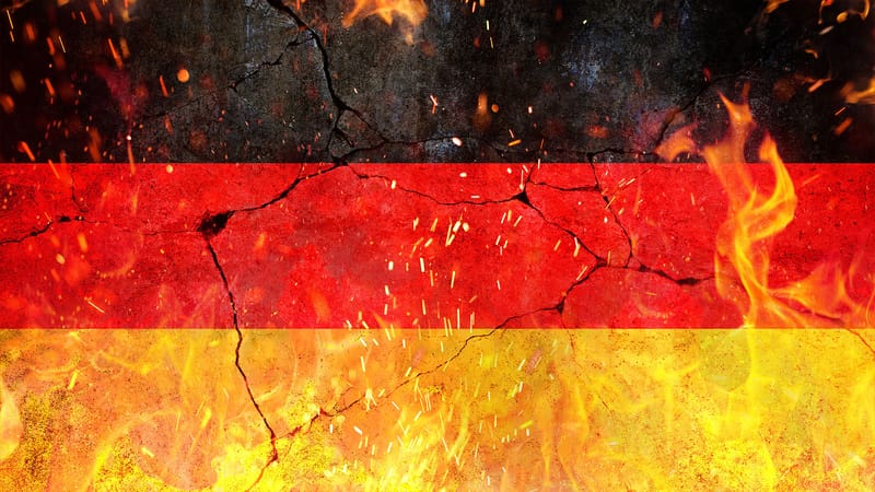 Es ist auffallend still im Land der Widersprüche | Von Janine Beicht Beitragsbild