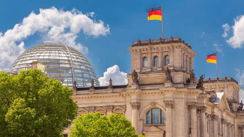 Souveränität, Neutralität, Kultur: Deutschland – fremdbestimmt ruiniert | Von Wolfgang Bittner Beitragsbild