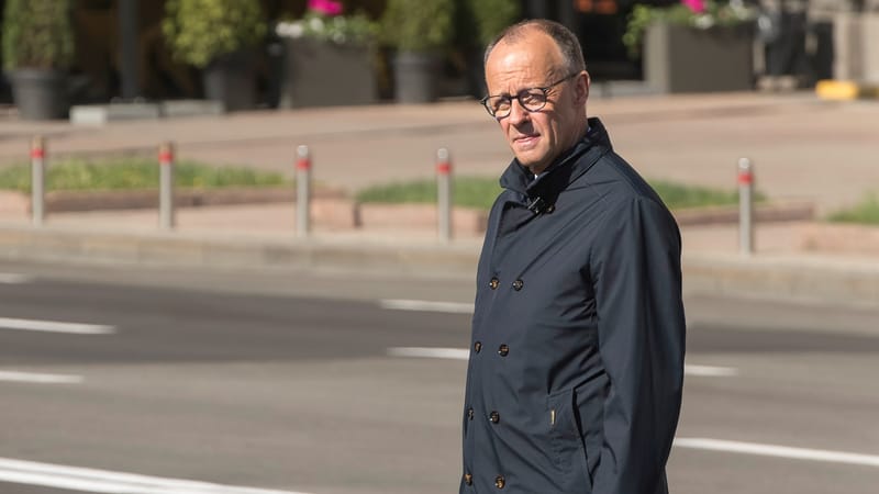 Grenzenlose Kanzlermacht? | Von Sabiene Jahn Beitragsbild